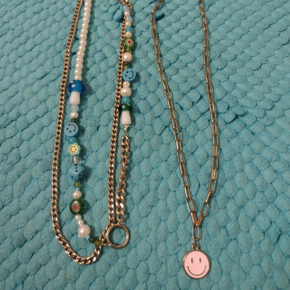 Lot of 2 smiley face necklaces - Bundle and save! - Picture 1 of 2
